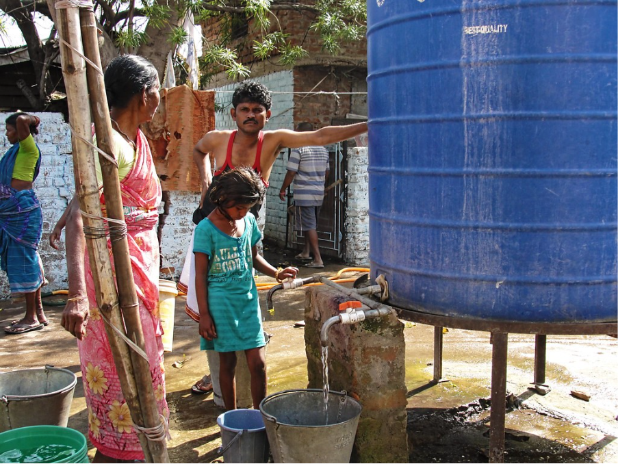 Your 2027 Guide to: Purifying Borewell Water at Home